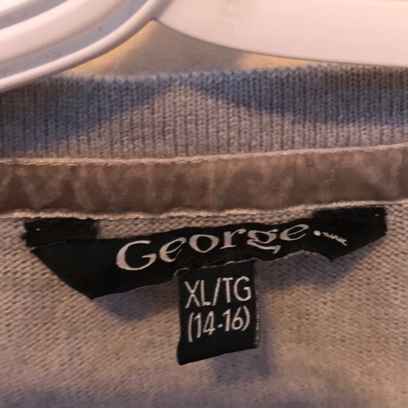 Cover up - Picture 4 of 4